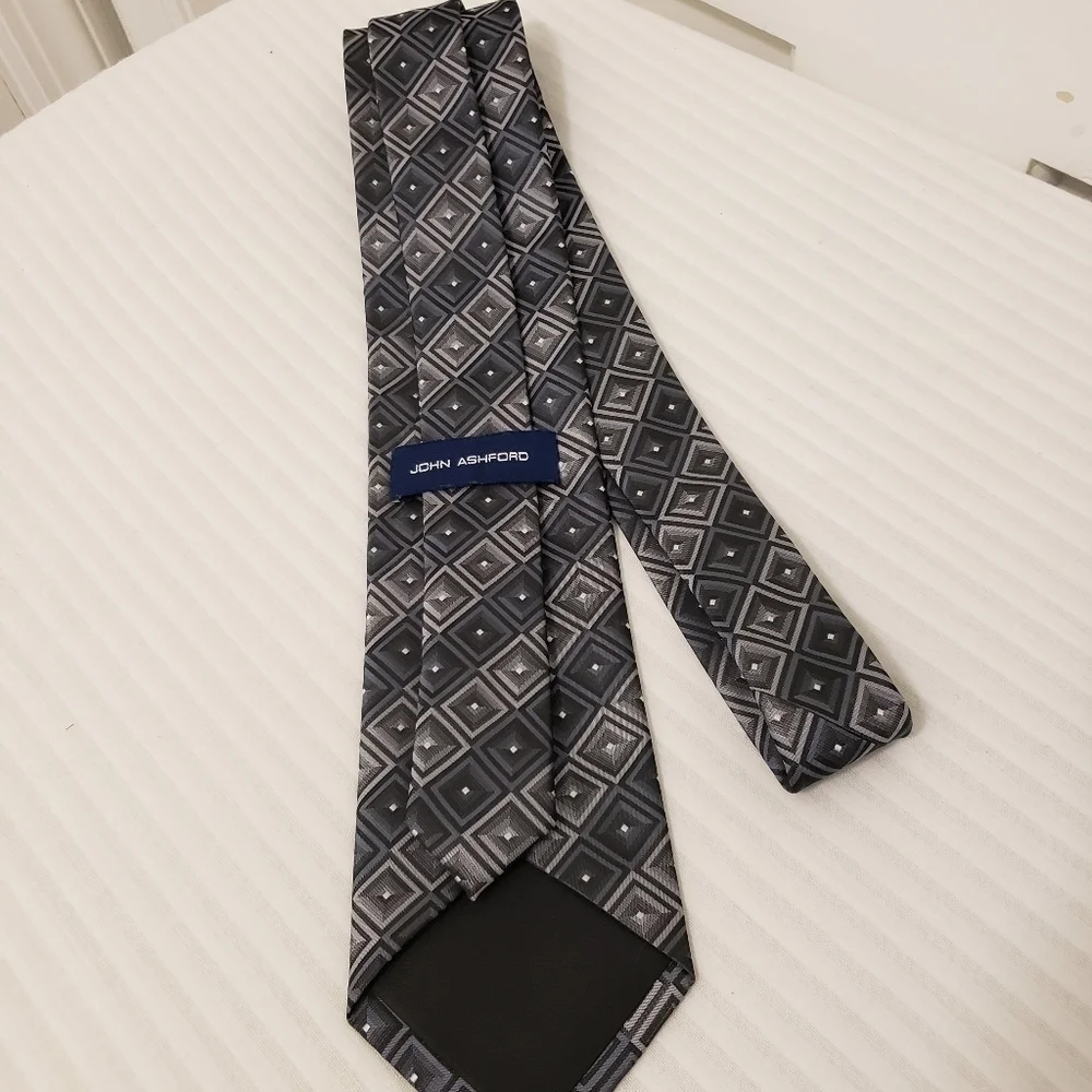 John Ashford Grey Men's Necktie Grey & White Geometric Print, Business Casual
